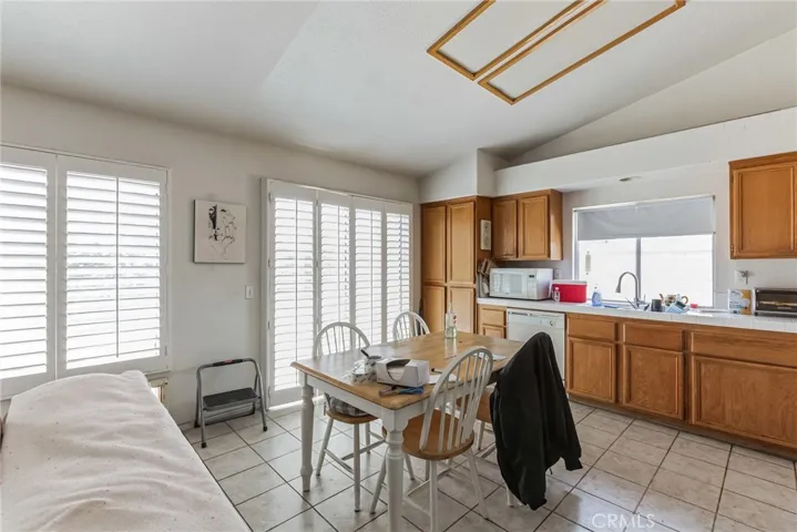 37851 Hollister Drive, Palm Desert, California 92211