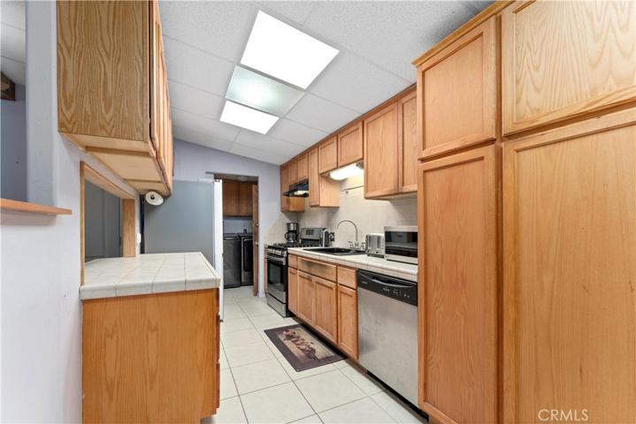 17154 Palomas Drive, Perris, California 92570