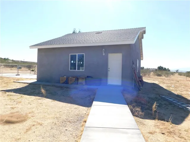 9533 Vista Road, California City, California 93505