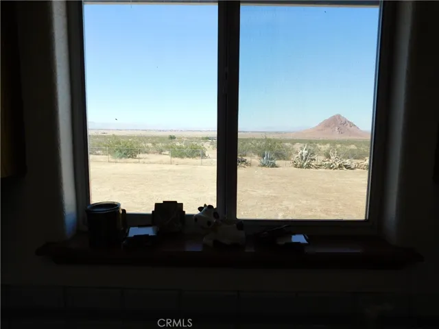 9533 Vista Road, California City, California 93505