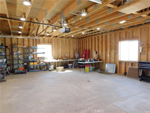 9533 Vista Road, California City, California 93505