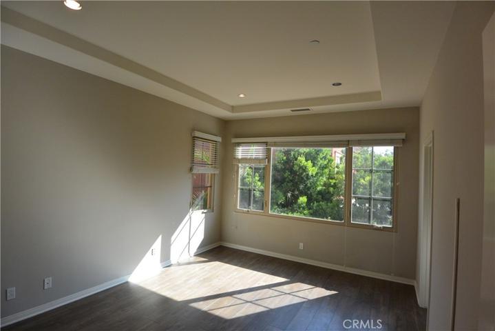 100 Bianco, Irvine, California 92618