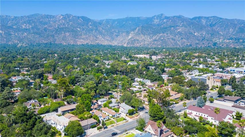 1253 E Washington Boulevard, Pasadena, California 91104