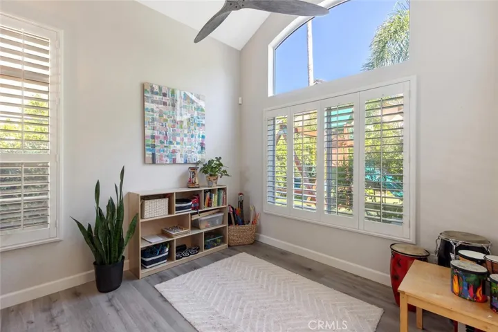 23507 Wheaton Court, Valencia, California 91354