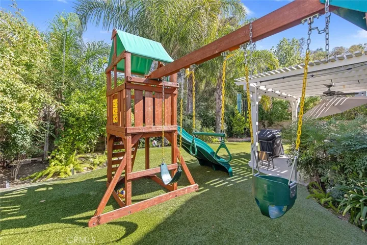 23507 Wheaton Court, Valencia, California 91354