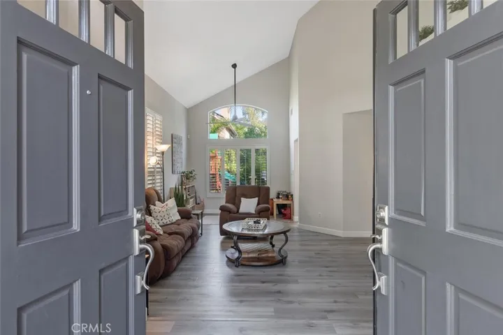 23507 Wheaton Court, Valencia, California 91354