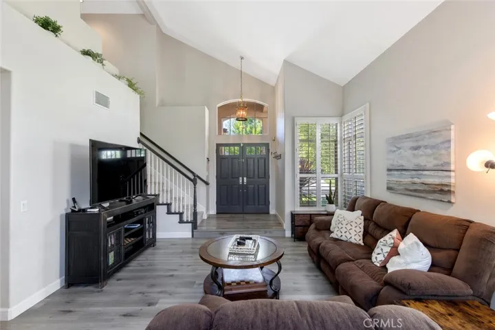 23507 Wheaton Court, Valencia, California 91354