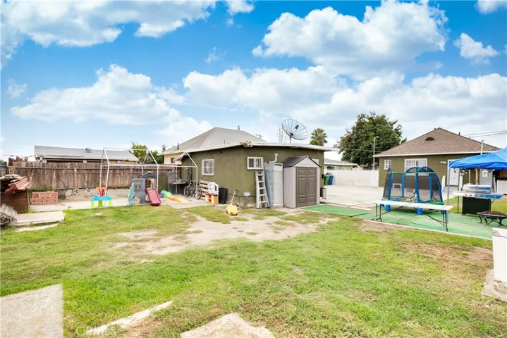 1675 E 113th Street, Los Angeles, California 90059