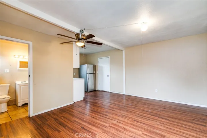 1675 E 113th Street, Los Angeles, California 90059