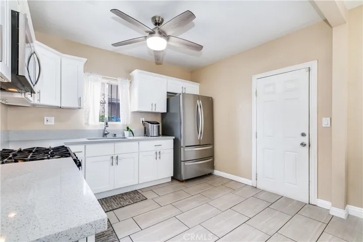 1675 E 113th Street, Los Angeles, California 90059