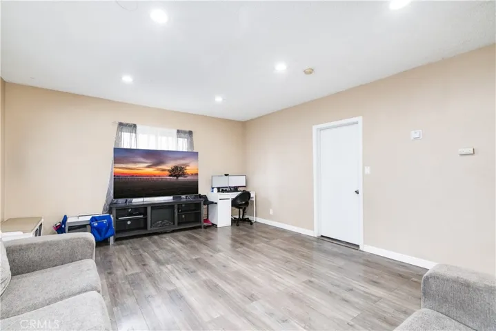 1675 E 113th Street, Los Angeles, California 90059