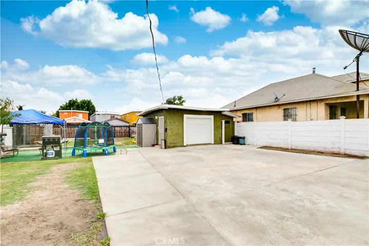 1675 E 113th Street, Los Angeles, California 90059