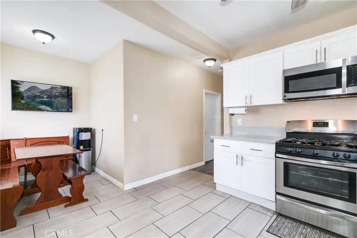 1675 E 113th Street, Los Angeles, California 90059