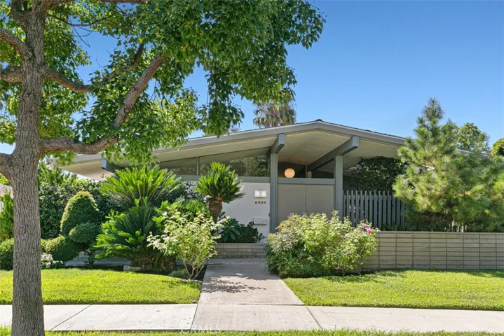 2326 N Lowell Lane, Santa Ana, California 92706