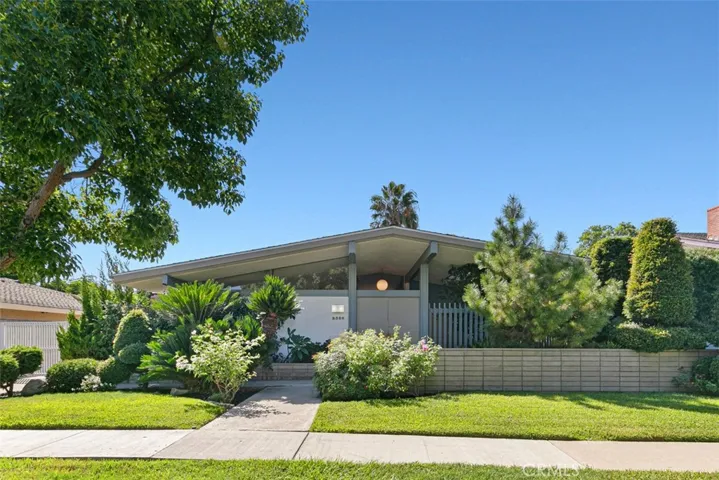 2326 N Lowell Lane, Santa Ana, California 92706