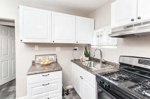 1450 Peterson Avenue, Long Beach, California 90813