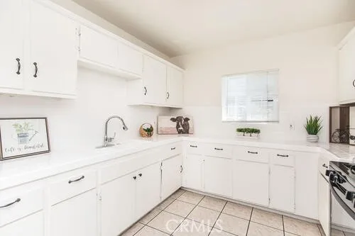 1450 Peterson Avenue, Long Beach, California 90813