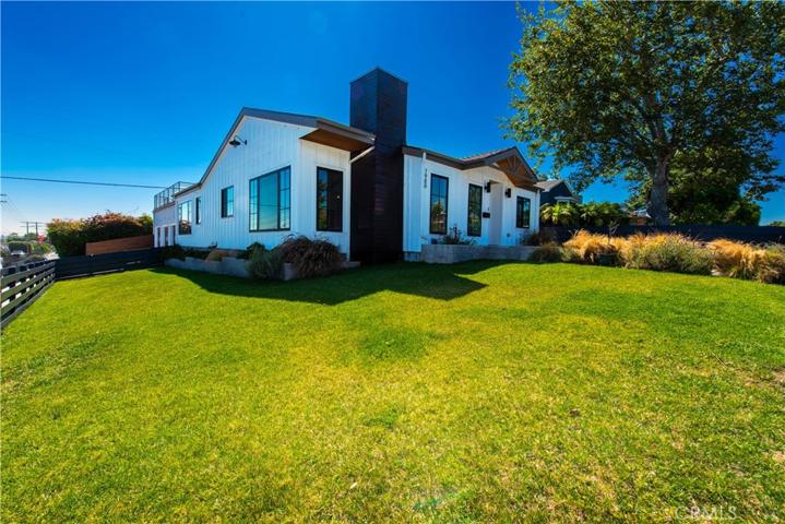 7900 Naylor Avenue, Los Angeles, California 90045