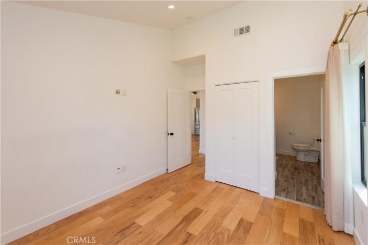 7900 Naylor Avenue, Los Angeles, California 90045