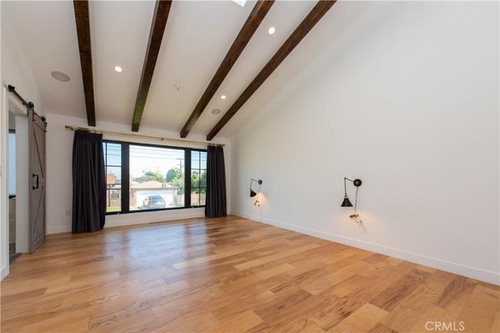 7900 Naylor Avenue, Los Angeles, California 90045