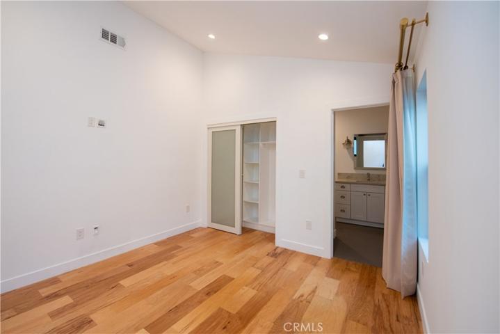 7900 Naylor Avenue, Los Angeles, California 90045