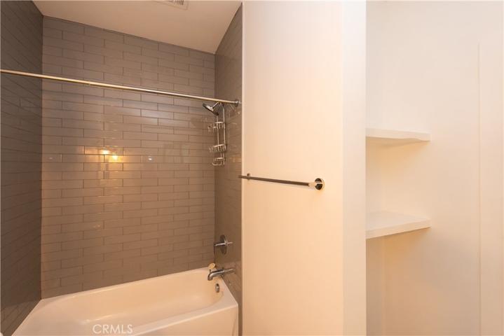 7900 Naylor Avenue, Los Angeles, California 90045