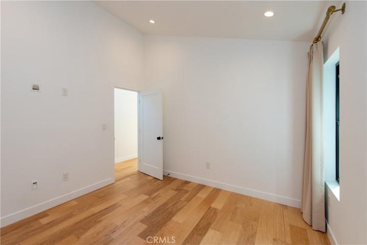 7900 Naylor Avenue, Los Angeles, California 90045
