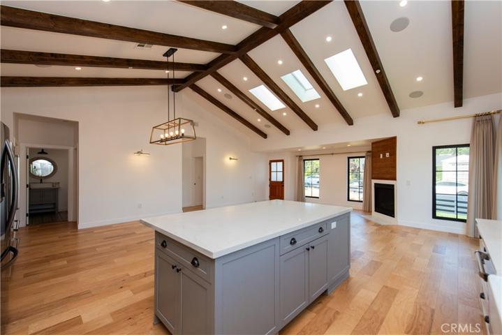 7900 Naylor Avenue, Los Angeles, California 90045