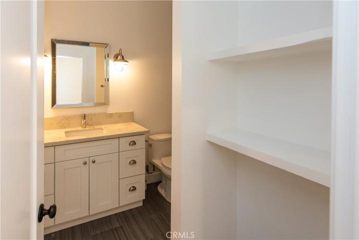 7900 Naylor Avenue, Los Angeles, California 90045