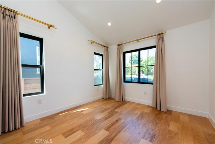 7900 Naylor Avenue, Los Angeles, California 90045