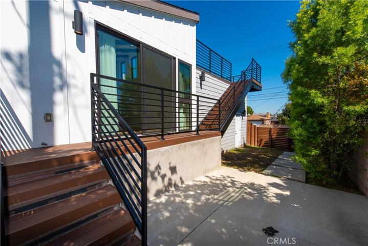 7900 Naylor Avenue, Los Angeles, California 90045