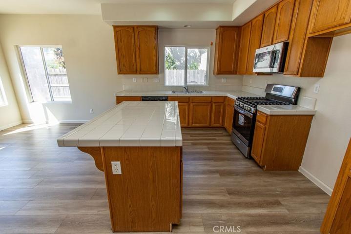 360 Jasmine Lane, Livingston, California 95334