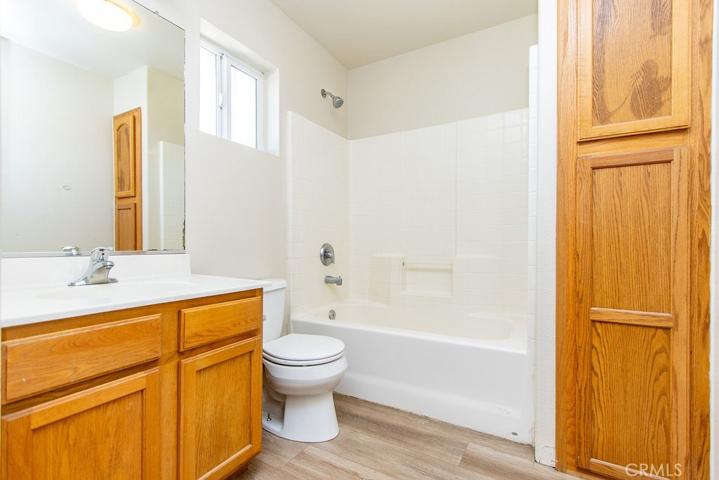 360 Jasmine Lane, Livingston, California 95334