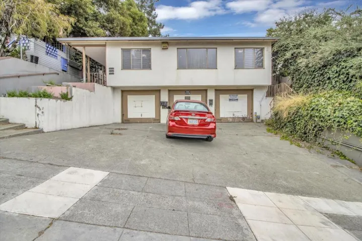 1458 E 31st Street, Oakland, California 94602
