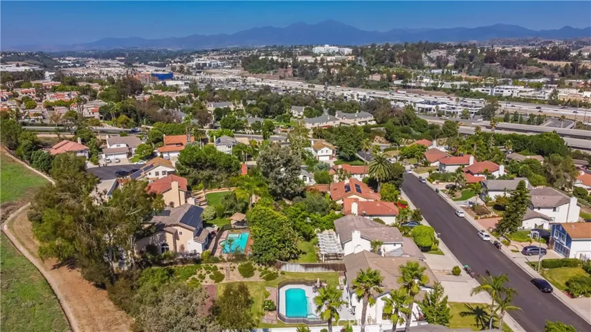 28661 Charreadas, Laguna Niguel, California 92677