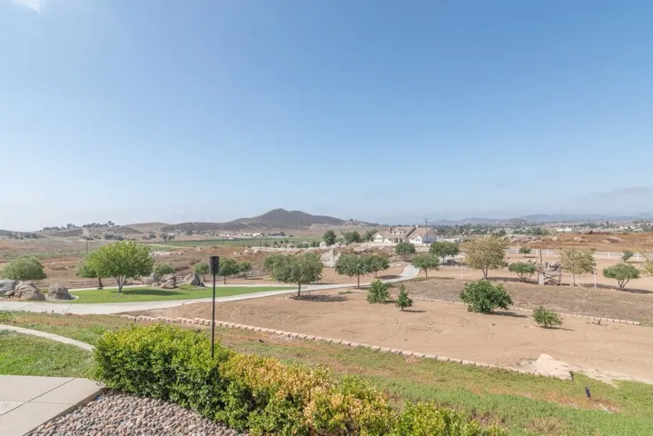 32620 Ashford Lane, Winchester, California 92596