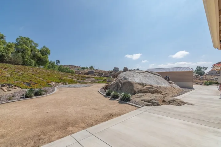 32620 Ashford Lane, Winchester, California 92596