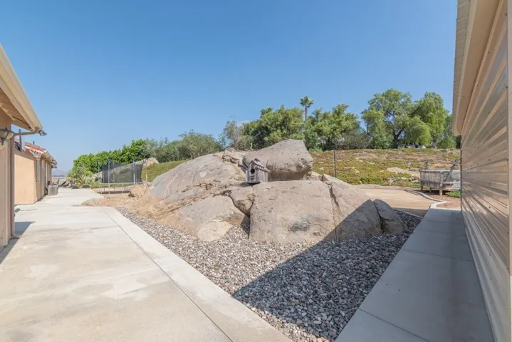 32620 Ashford Lane, Winchester, California 92596