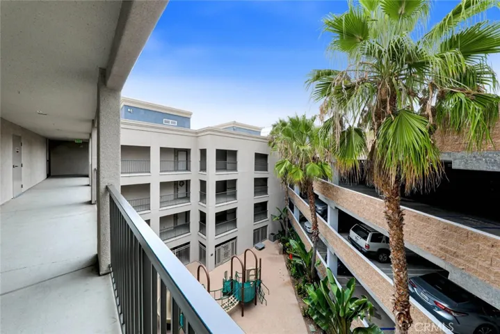 1432 Scholarship, Irvine, California 92612