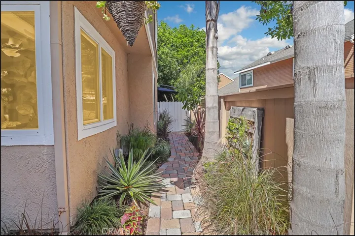 56 Sandalwood, Aliso Viejo, California 92656