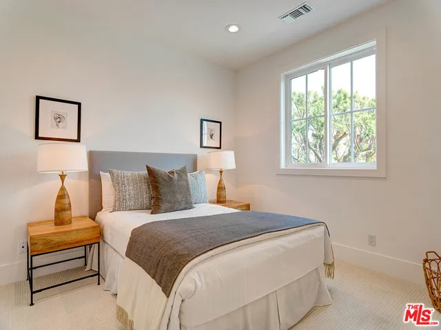 11951 Mcdonald Street, Culver City, California 90230