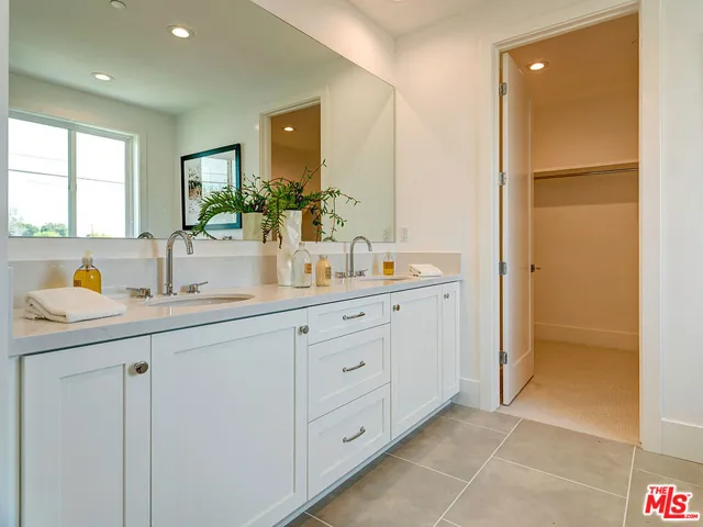 11951 Mcdonald Street, Culver City, California 90230