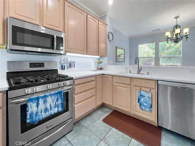 819 Lawrence Drive, San Luis Obispo, California 93401