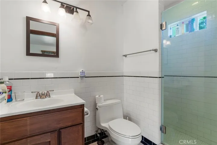 Detached Suite Bathroom