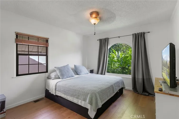 Main house Bedroom 1