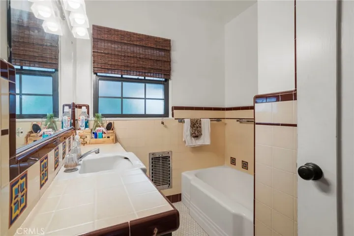 Main house Bathroom