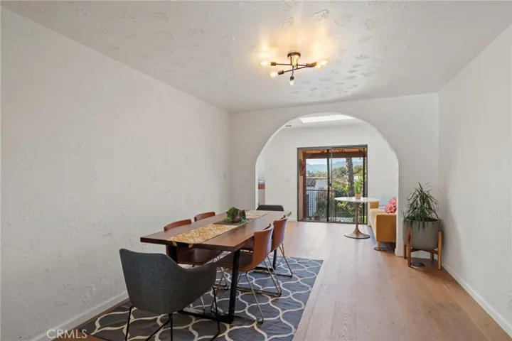 2028 Rangeview Drive, Glendale, California 91201