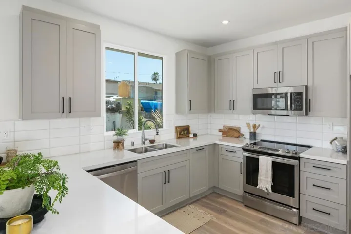 5267 Trinidad Way, San Diego, California 92114