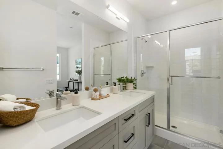 5267 Trinidad Way, San Diego, California 92114