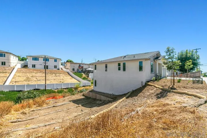 5267 Trinidad Way, San Diego, California 92114
